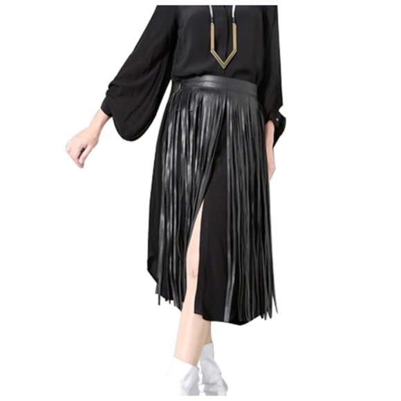Black Long Fringe Vegan Leather Adjustable Belt - Picture 1 of 6